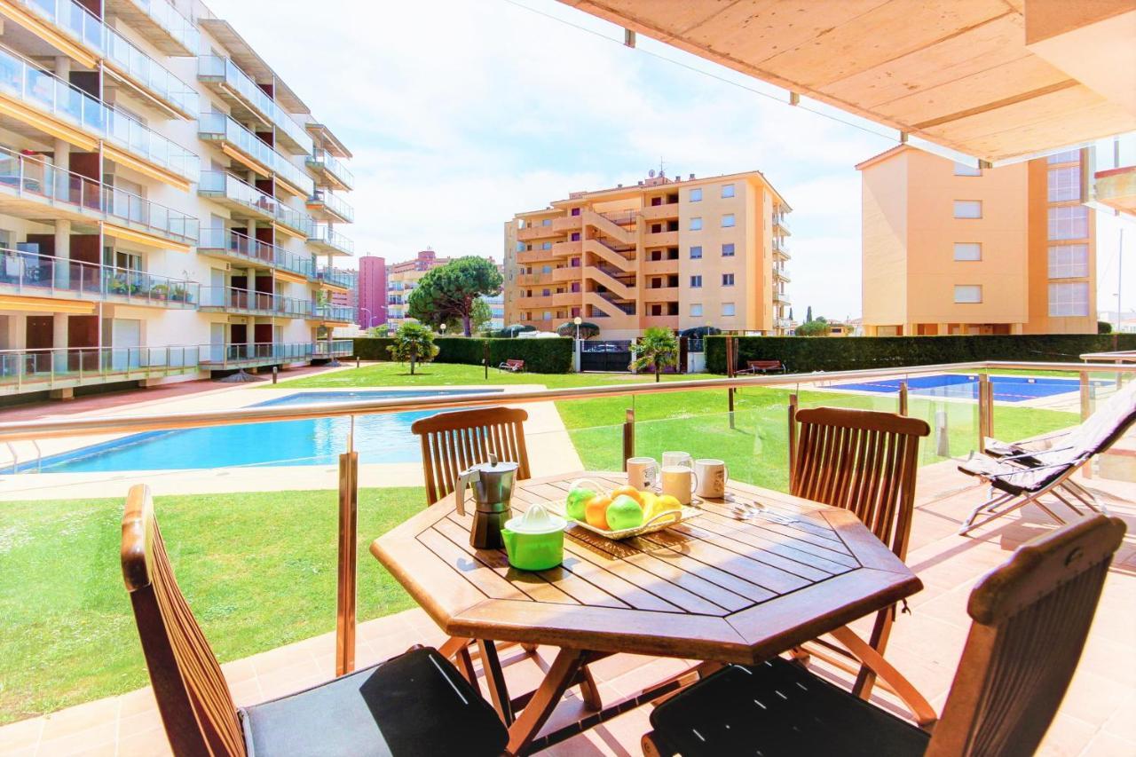 Marines Mestral Bj 8 - Barneda Premium Roses Exterior foto